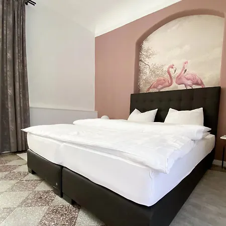 Modern Living In Center - Stylish & Convenien Грац